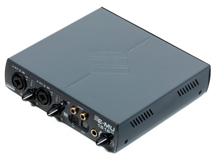 Внешняя звуковая карта 5.1 CREATIVE Professional E-MU 1616 CardBus