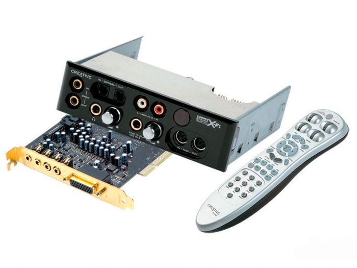 Звуковая карта 7.1 с внешним блоком CREATIVE Sound Blaster X-Fi Platinum